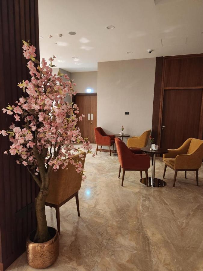 Kyriad Hotel 살랄라 외부 사진
