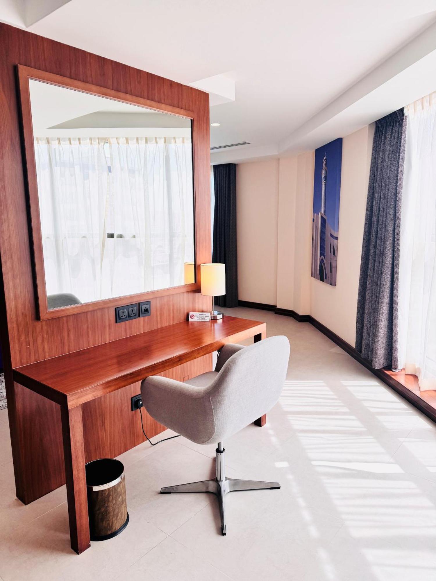 Kyriad Hotel 살랄라 외부 사진