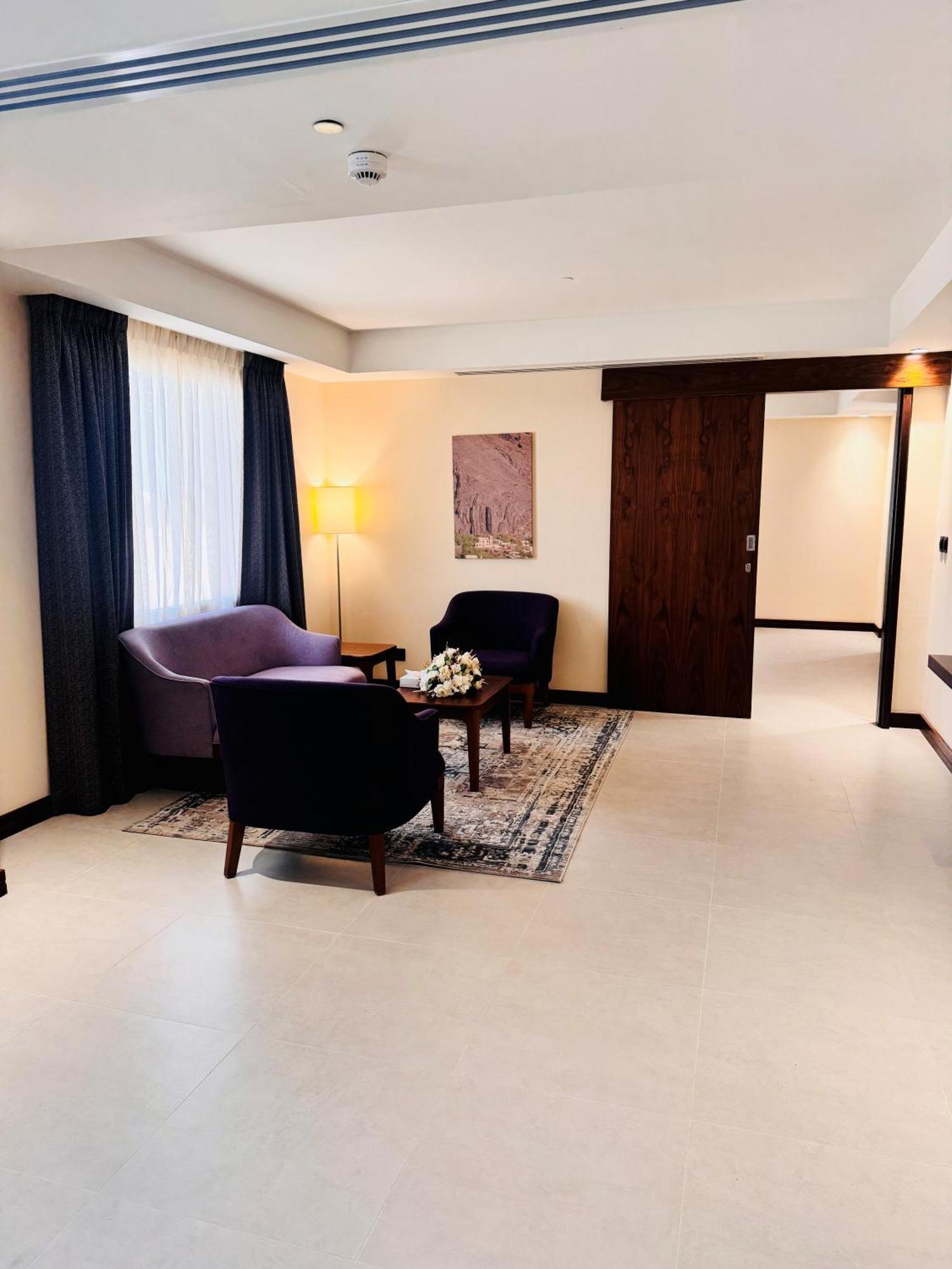 Kyriad Hotel 살랄라 외부 사진